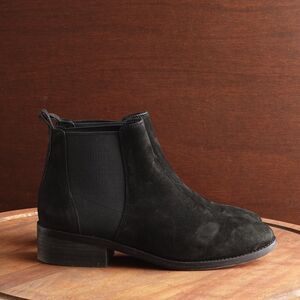 Eileen Fisher Boots Womens SZ 9.5 BLK Blink Suede Pull On Chelsea‎ Ankle Casual